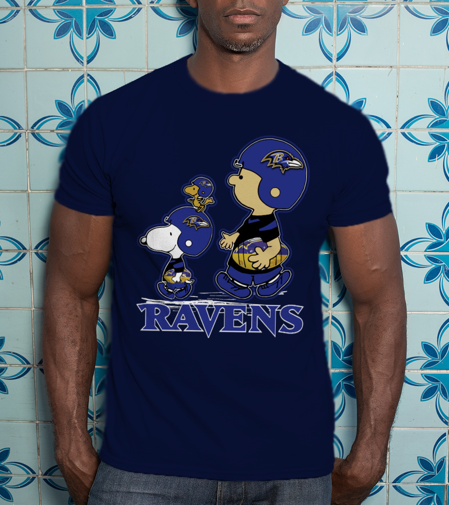 Snpfootball Baltimore Ravens Peanuts Characters Helmets Ravens T-Shirt
