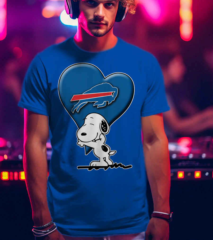 Snoopy Hugging Heart Buffalo Bills T-Shirt