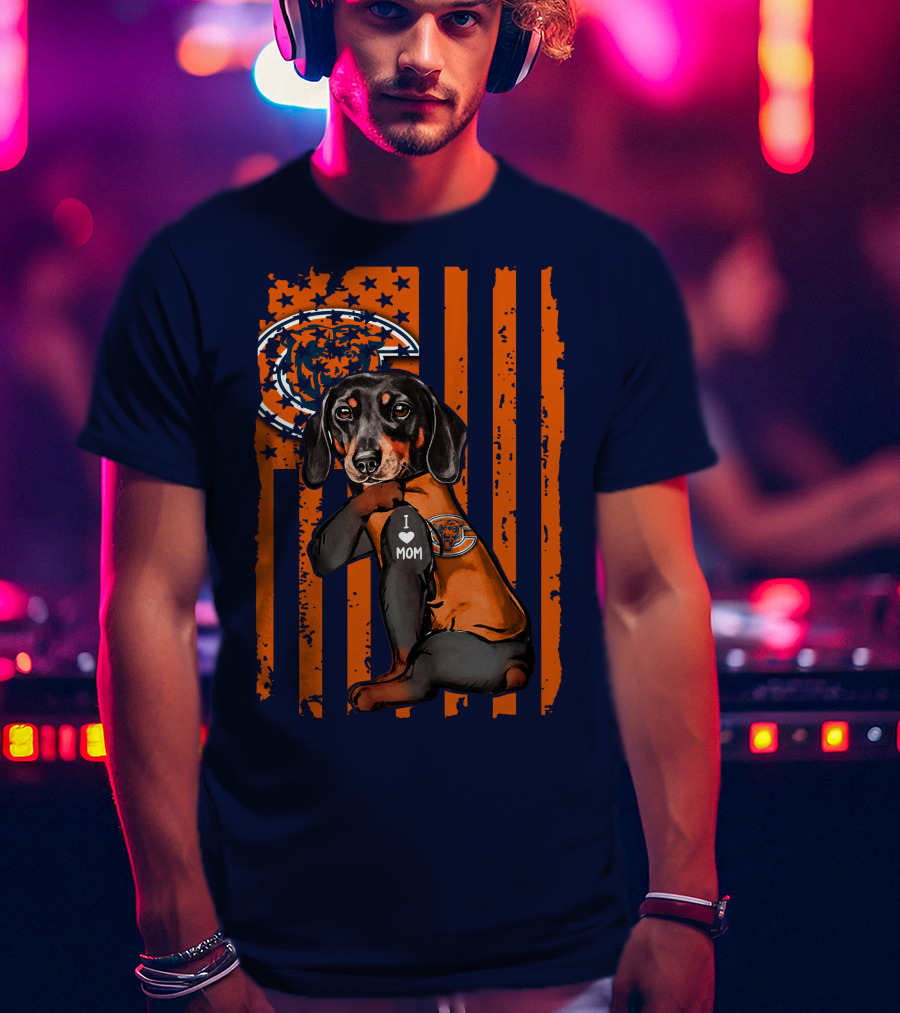 Dachshund I Love Mom Chicago Bears Fan Orange Flag T-Shirt