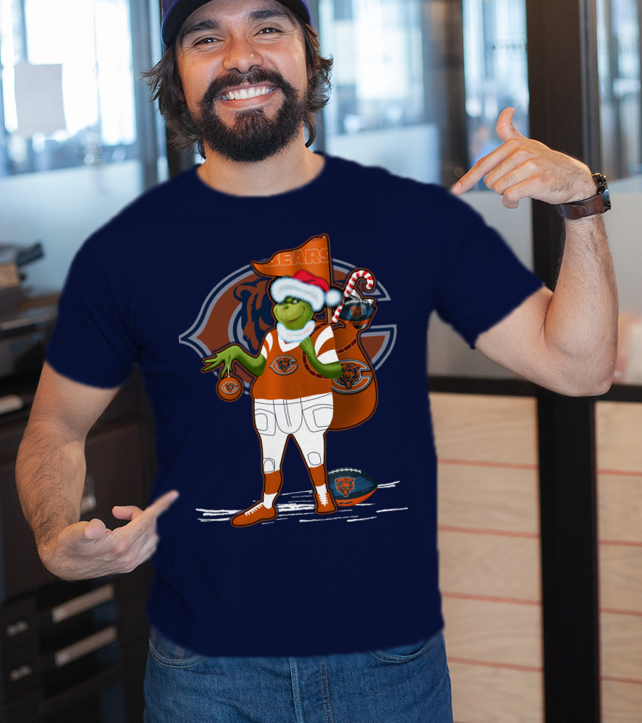 Grinchxmas Chicago Bears Holiday Football Fest With Bear In Santa Hat Holding Candy Cane And Ornament T-Shirt