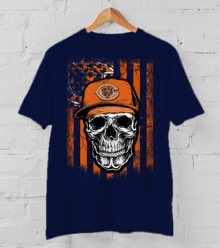 Skull V1 Chicago Bears Fan Skull Wearing Team Cap With Logo And Flag T-Shirt