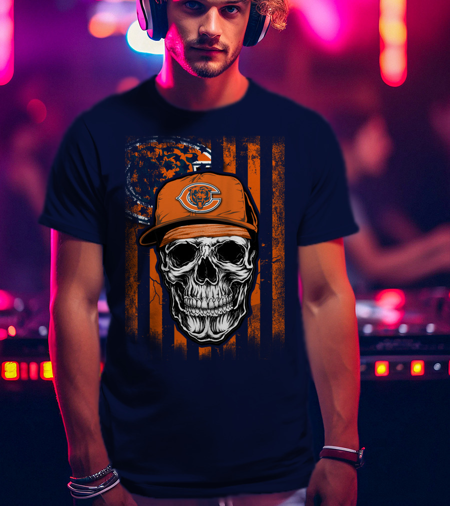 Skull V1 Chicago Bears Fan Skull Wearing Team Cap With Logo And Flag T-Shirt