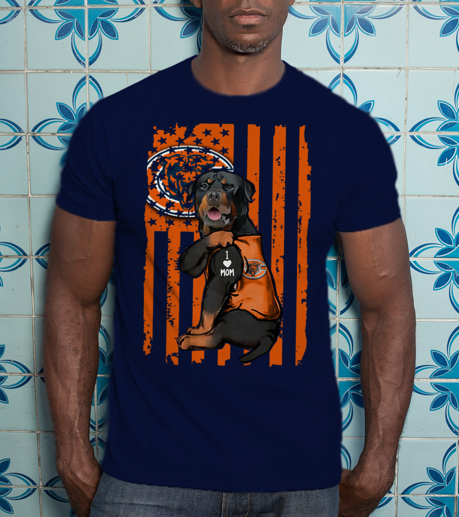 Rottweiler CHICAGO BEARS I Love Mom American Flag T-Shirt