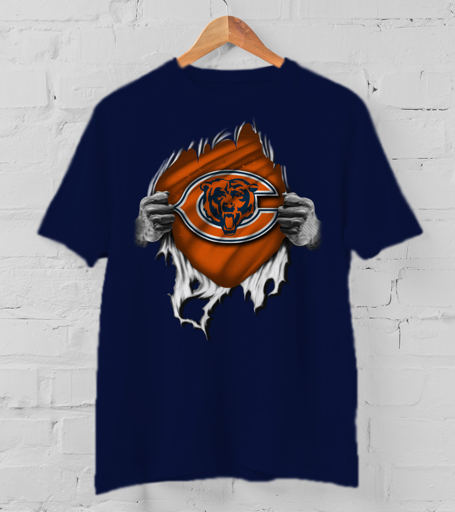 Torn CHICAGO BEARS Logo With Rip Effect Hands T-Shirt