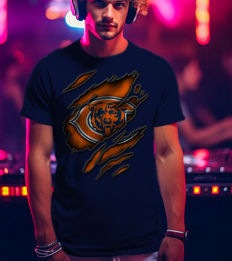 Torn Chicago Bears Logo With Bear Face And Claw Marks T-Shirt