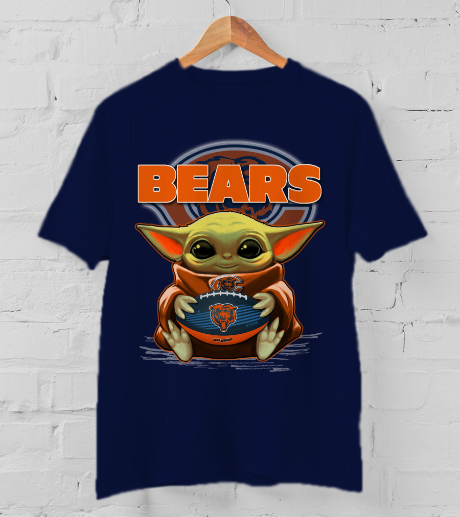 Yoda BEARS Baby Holding Chicago Football T-Shirt