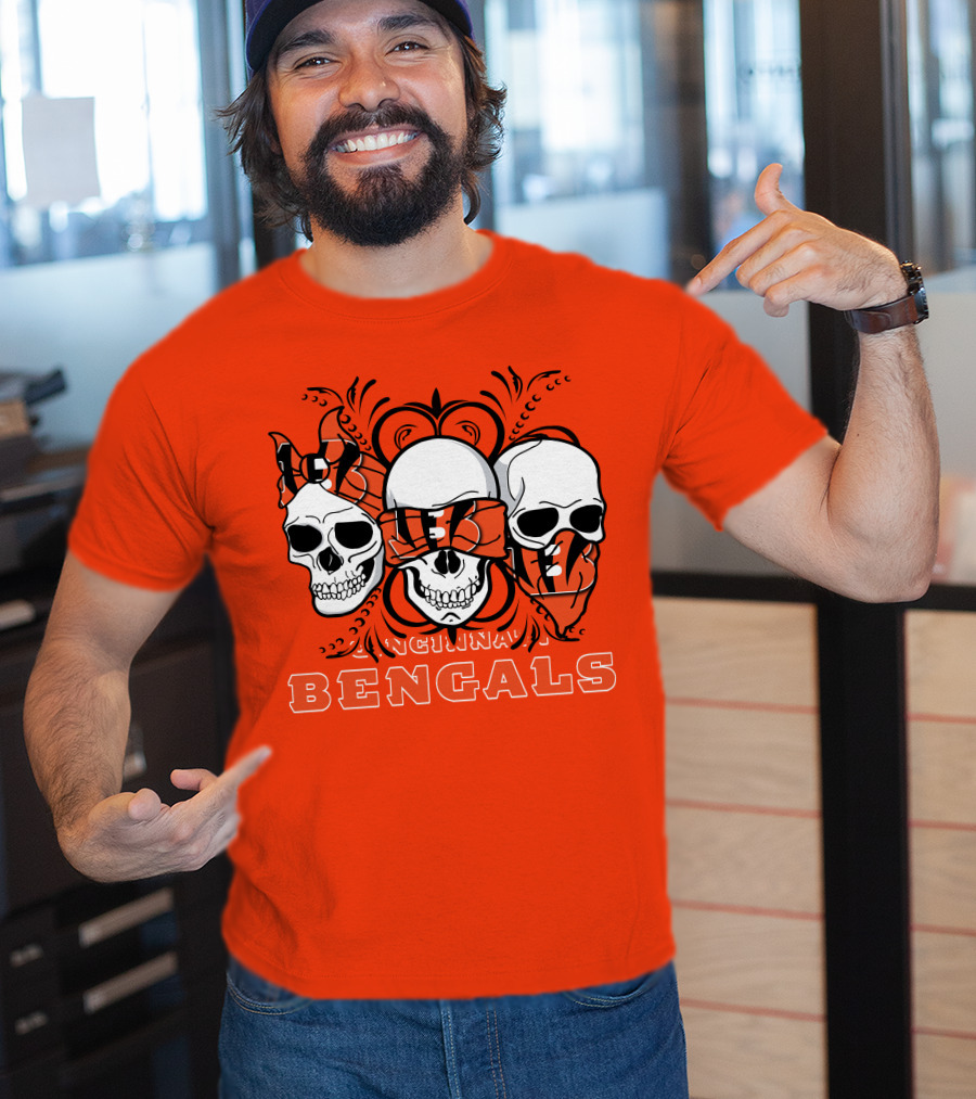 Cincinnati Bengals 3 Skull Motif T-Shirt