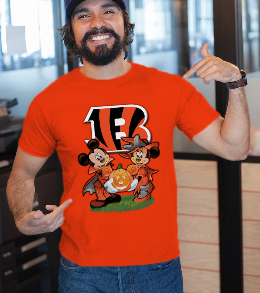 Cincinnati Bengals Halloween Mickey Minnie Pumpkin T-Shirt