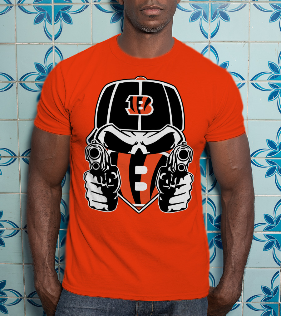 Cincinnati Bengals Armed Skeleton Illustration With Team Helmet T-Shirt
