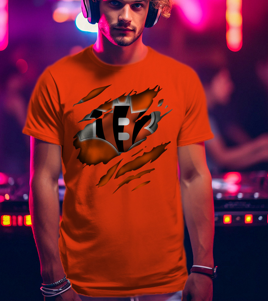 Cincinnati Bengals Tiger Stripes T-Shirt