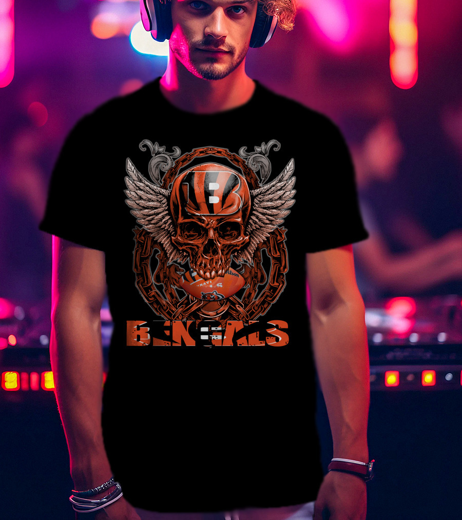 Cincinnati Bengals Winged Skull Football T-Shirt