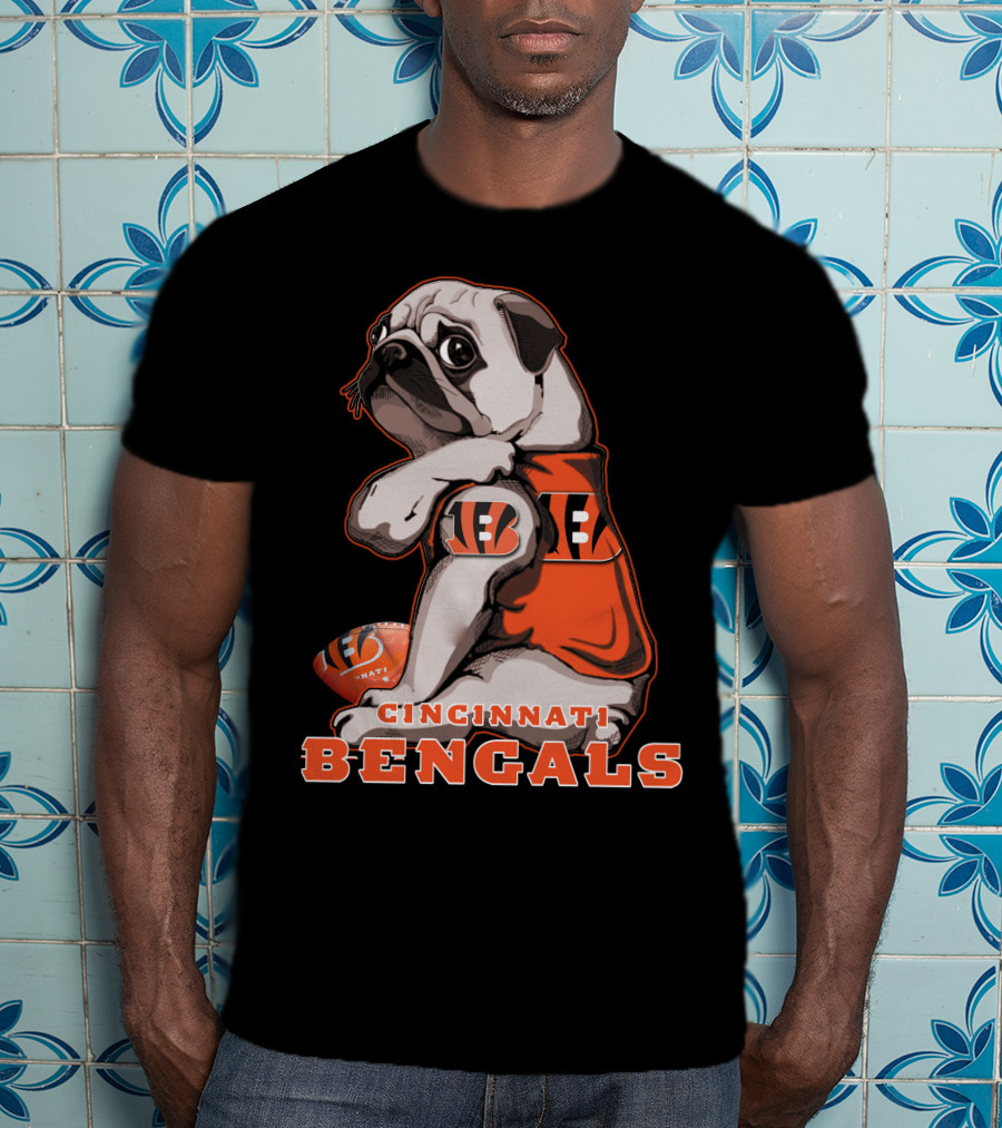 Cincinnati Bengals Pug Football T-Shirt