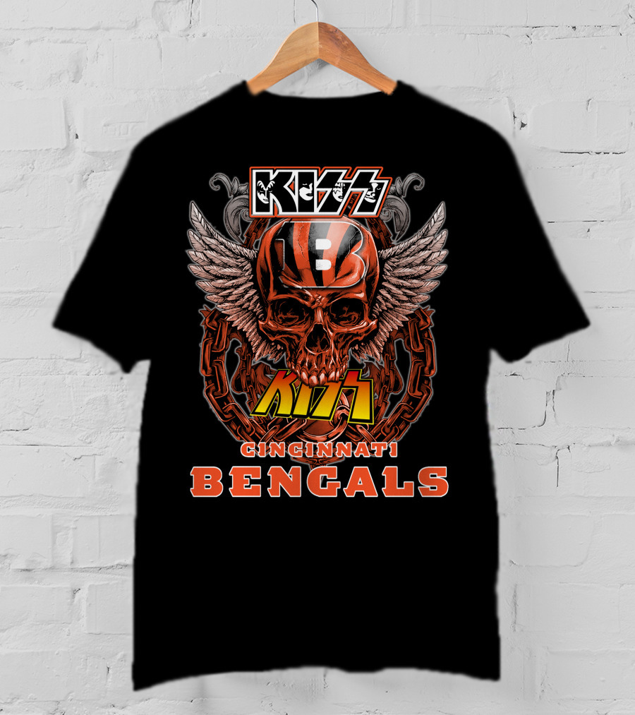 Kiss Cincinnati Bengals Winged Skull Helmet Chain T-Shirt
