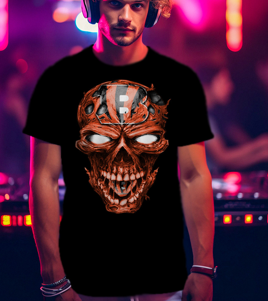 Cincinnati Bengals Skull Emblem With Team Helmet T-Shirt