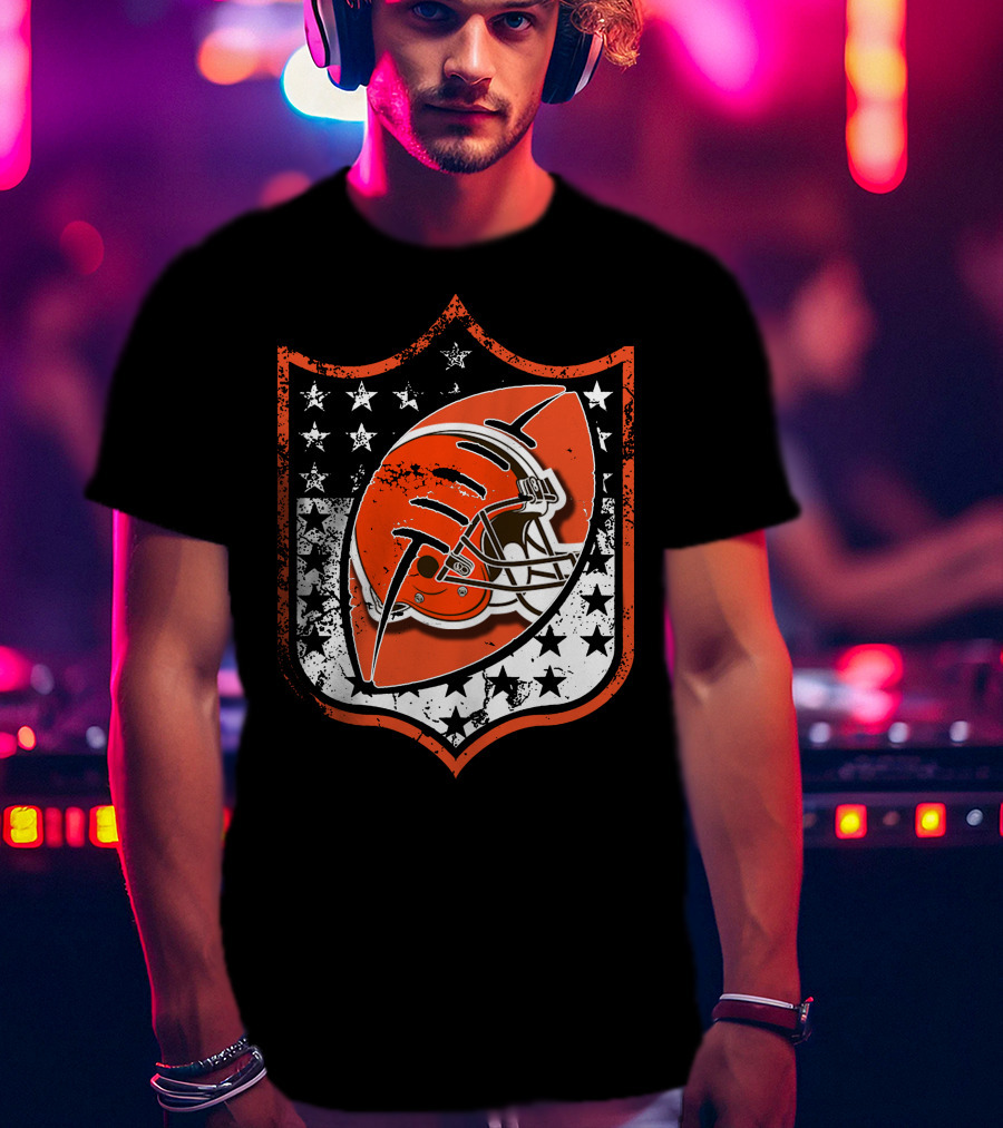 Cleveland Browns Helmet Stars And Stripes T-Shirt