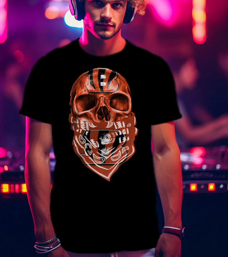 Cincinnati Bengals Skull Bandana Fan T-Shirt