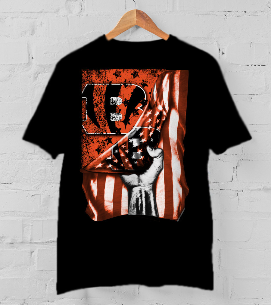 Cincinnati Bengals American Flag Emblem Bengals Logo Stars And Stripes T-Shirt
