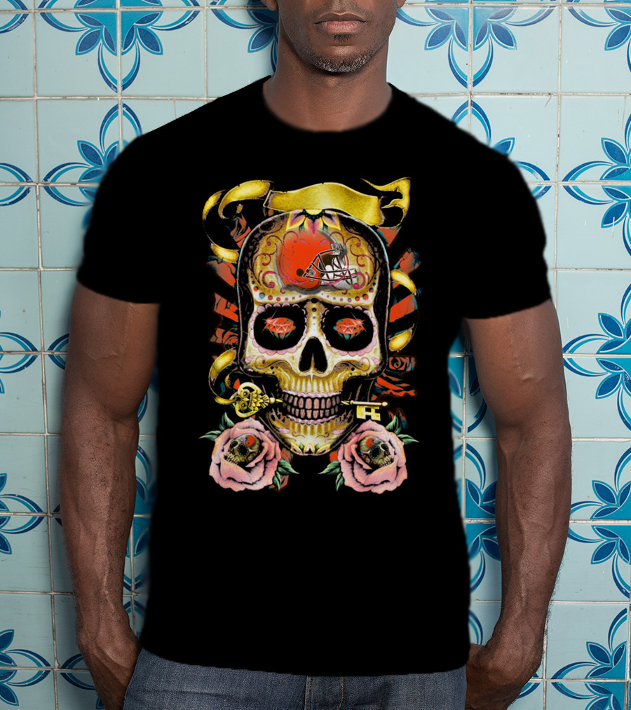 Cleveland Browns Sugar Skull Helmet Roses T-Shirt