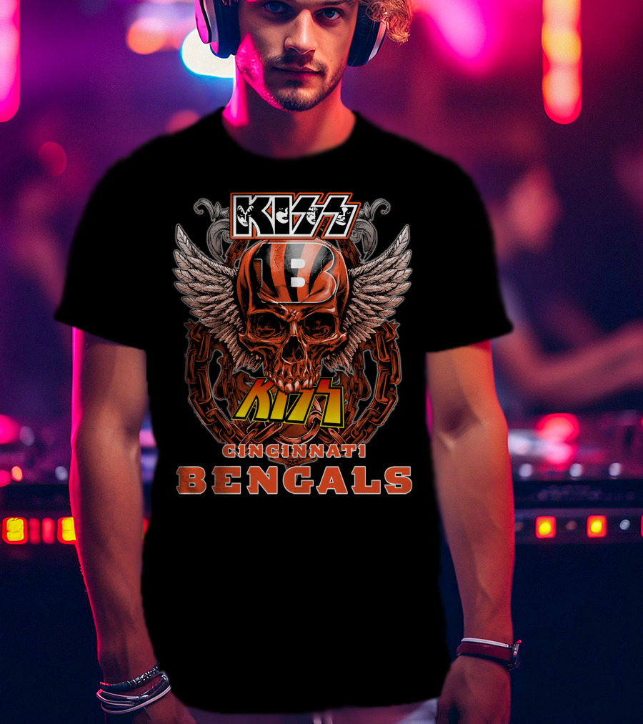 Kiss Cincinnati Bengals Skull Wings And Chains T-Shirt