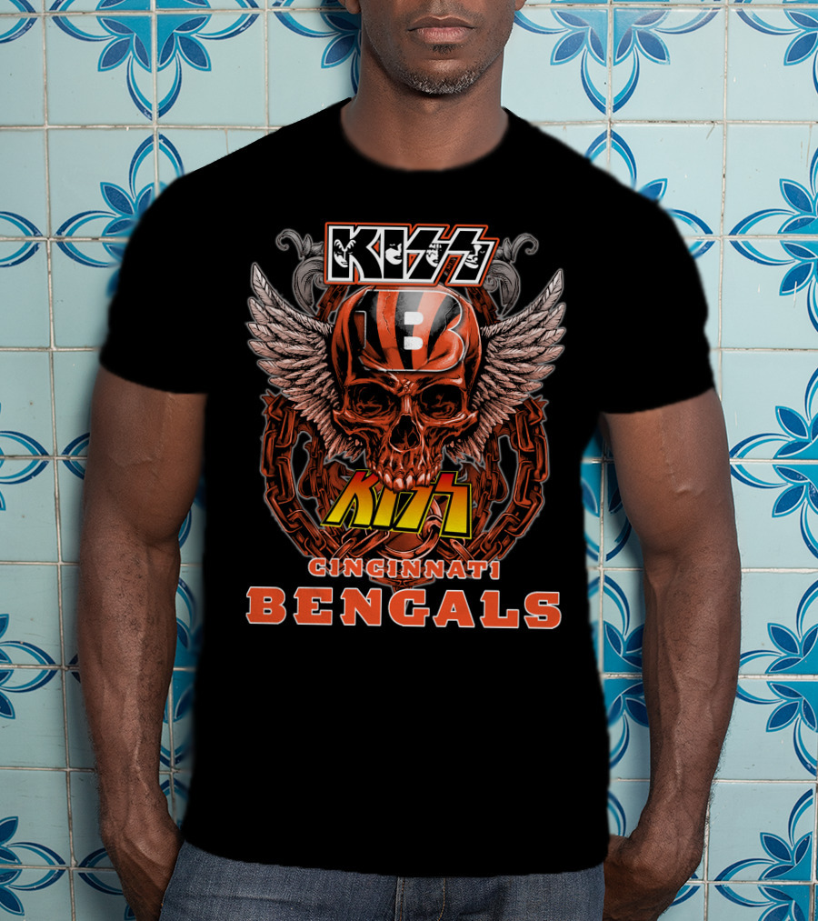 Kiss Cincinnati Bengals Skull Wings And Chains T-Shirt