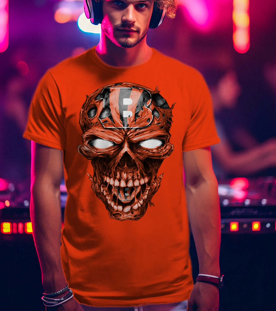 Cincinnati Bengals Skull V2 Creepy Horror Fan Gear T-Shirt