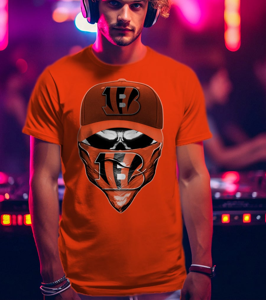 Cincinnati Bengals Skull Mask V6 T-Shirt