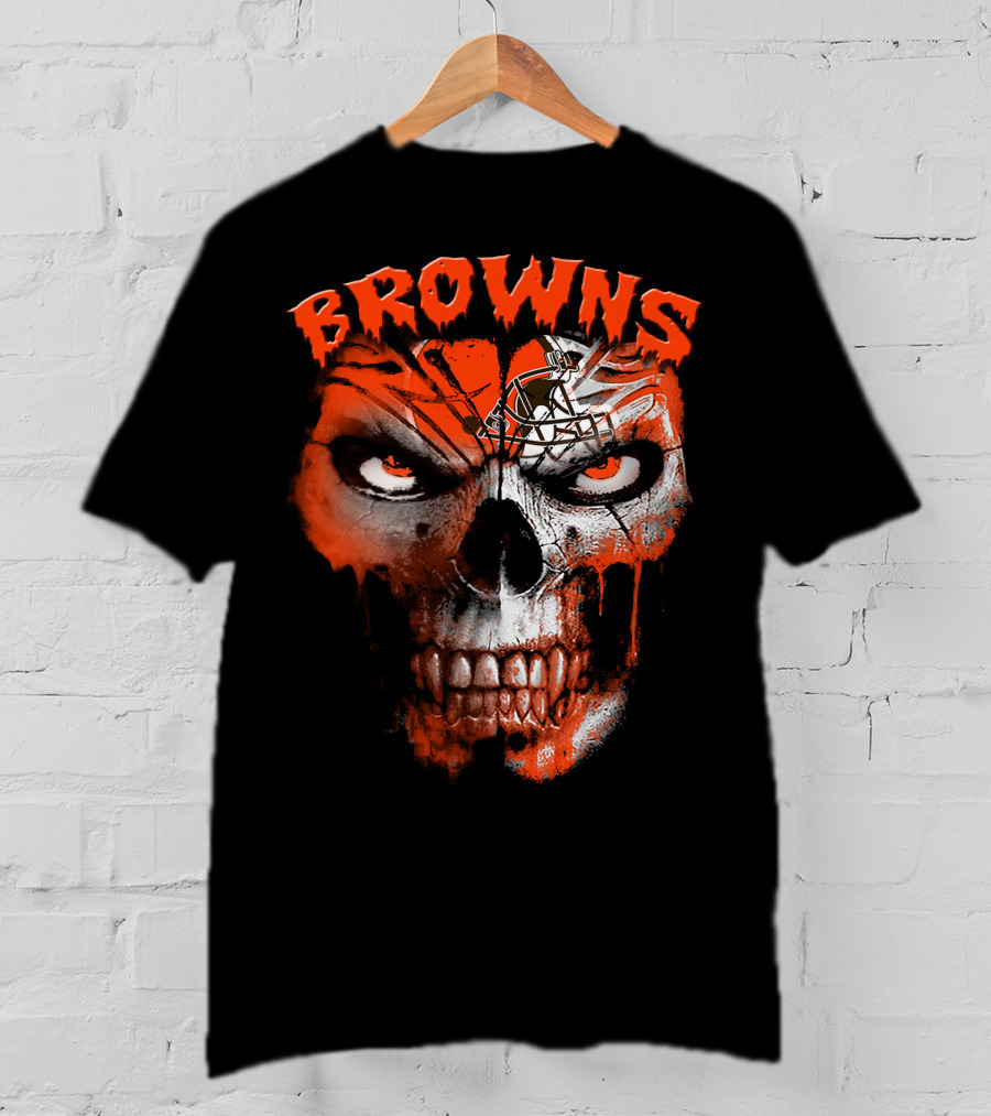 Browns Skull Design With Helmet T-Shirt