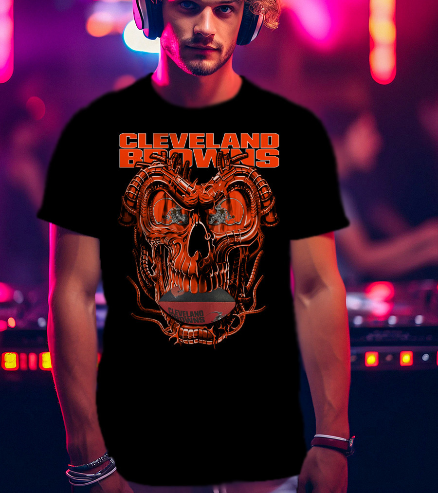 Dragonskull CLEVELAND BROWNS Helmet Skull Football T-Shirt