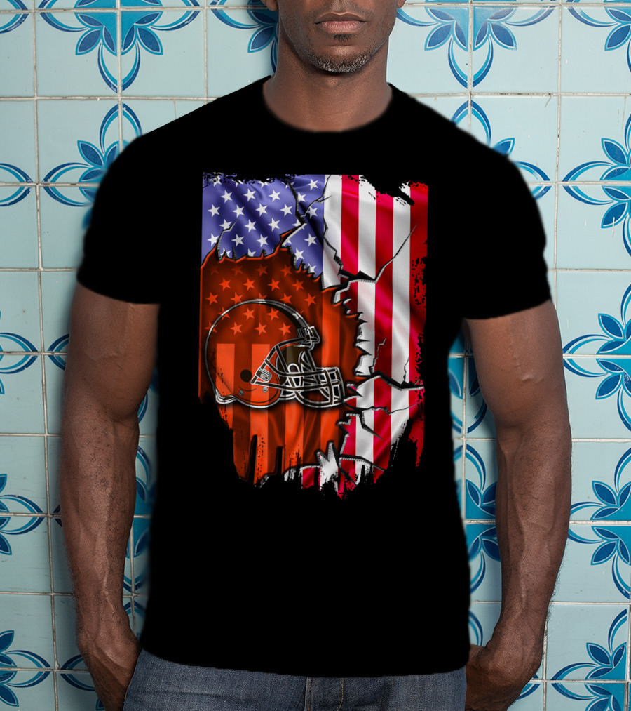 Cleveland Browns Helmet American Flag T-Shirt