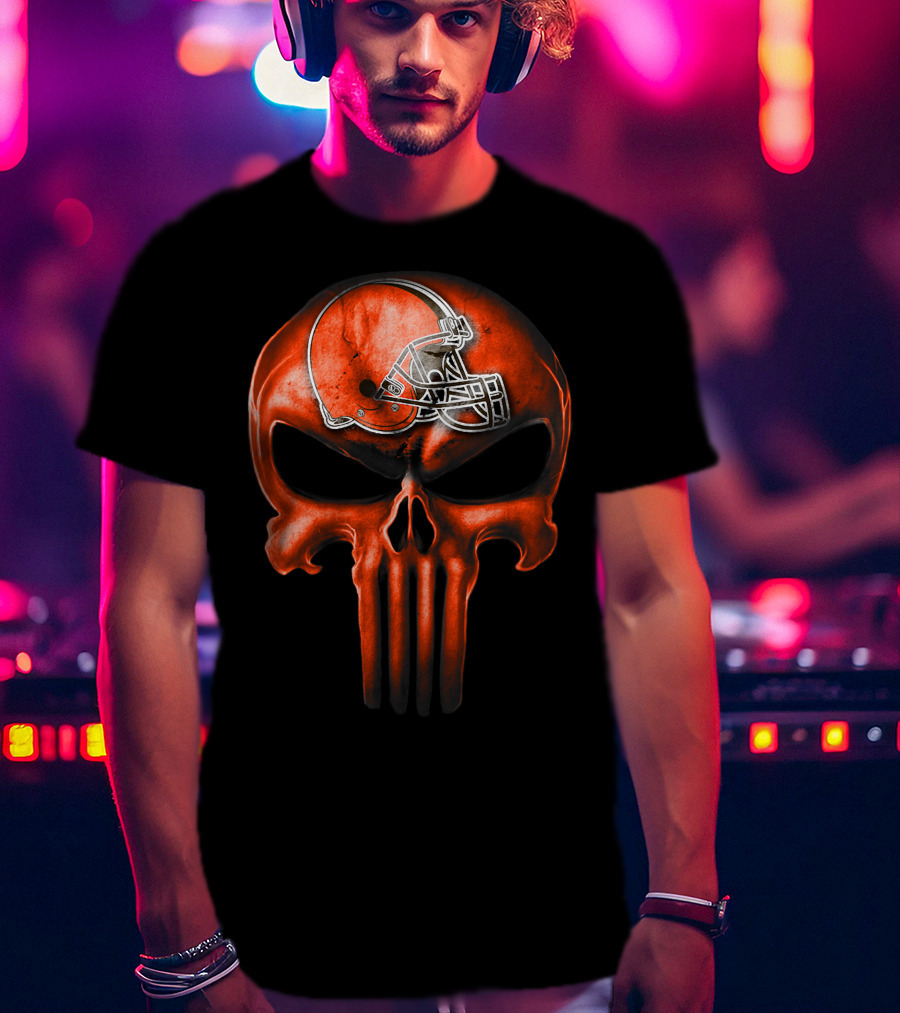 Skull Helmet Cleveland Browns T-Shirt