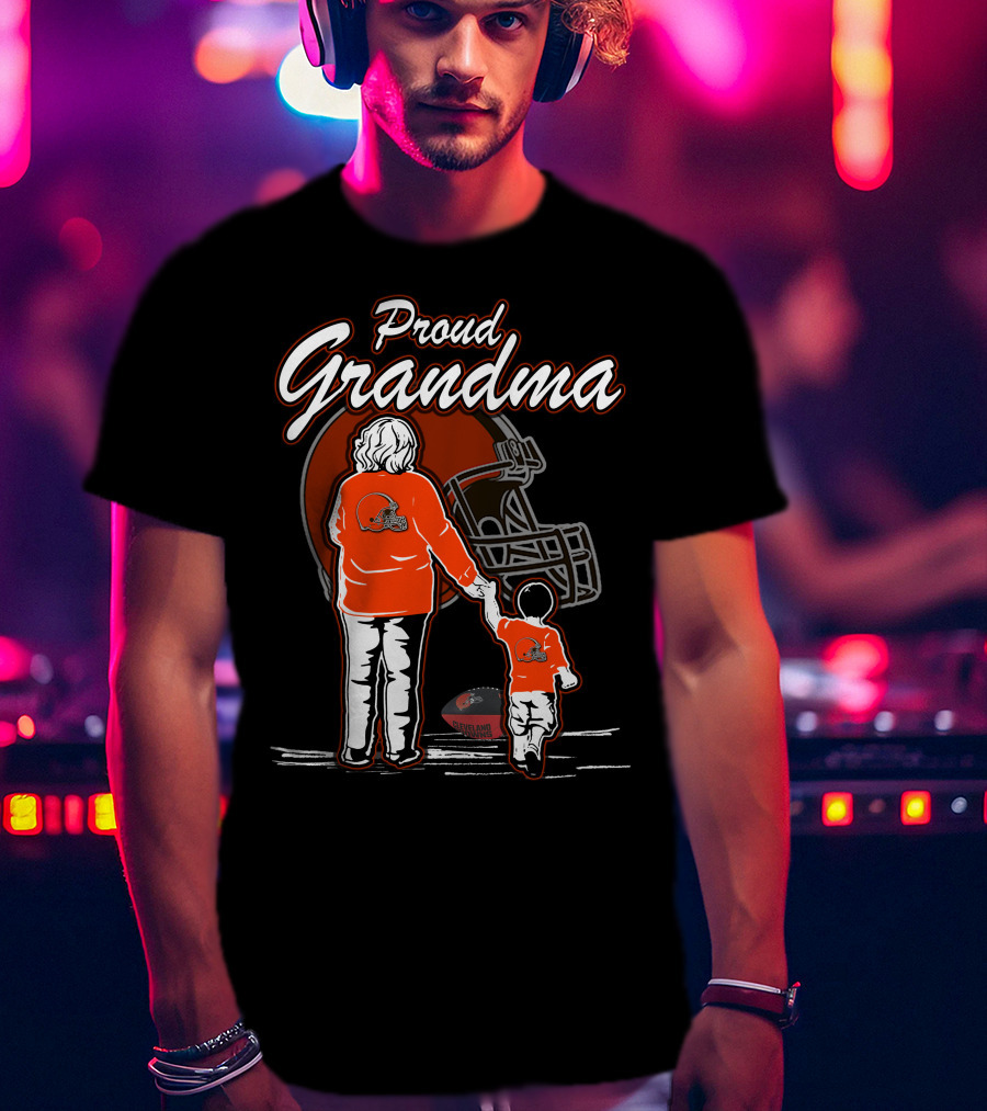 Proud Grandma Cleveland Browns Football Family Fan T-Shirt