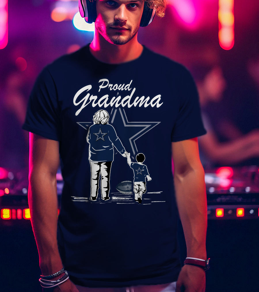 Proud Grandma Dallas Cowboys Star Holding Hands With Child Football T-Shirt