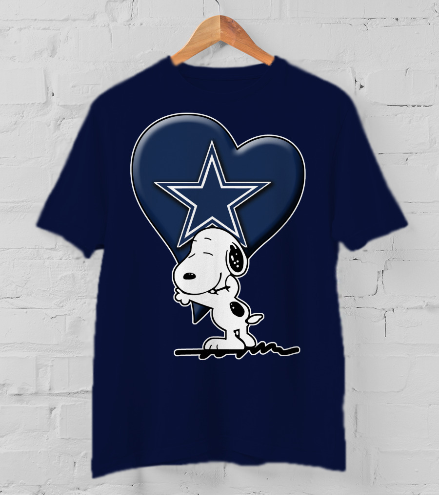 Snoopy Hugging Heart With Dallas Cowboys Star T-Shirt