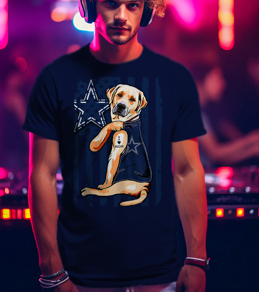 Labrador Retriever Loves Mom Dallas Cowboys Fan T-Shirt