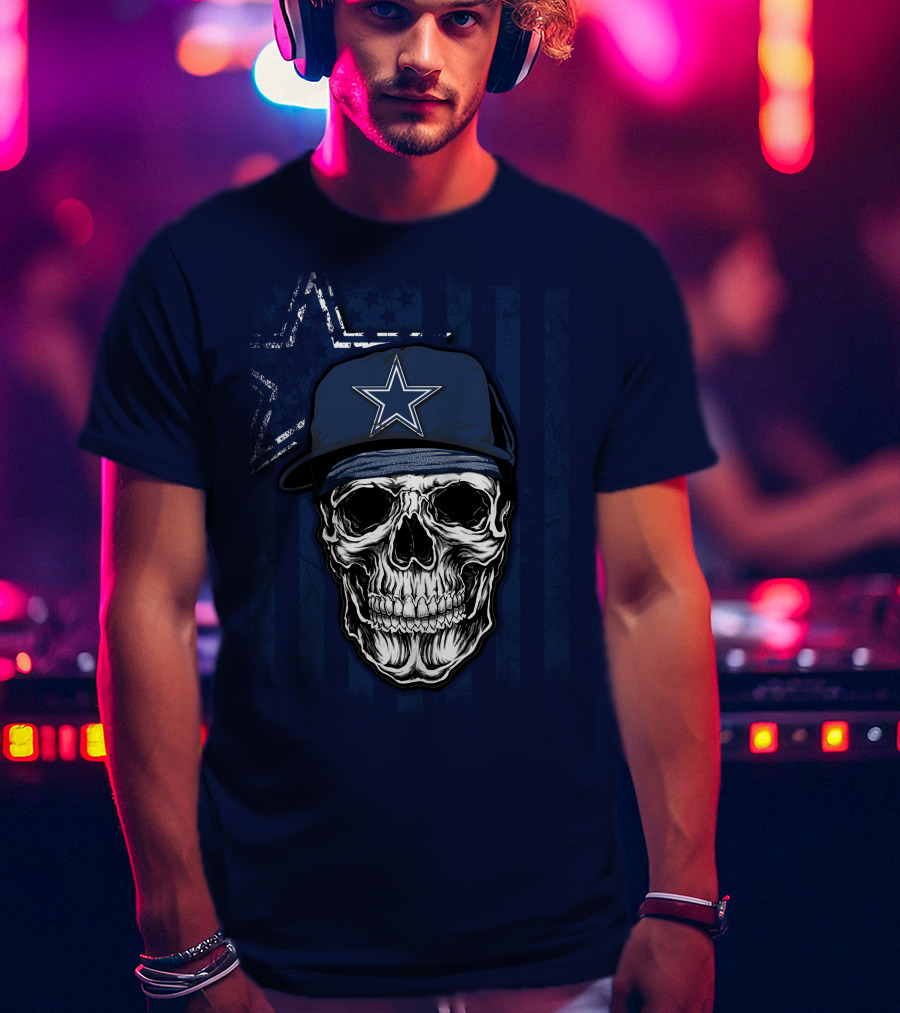 Skull Dallas Cowboys Star Cap With Stripes Background T-Shirt
