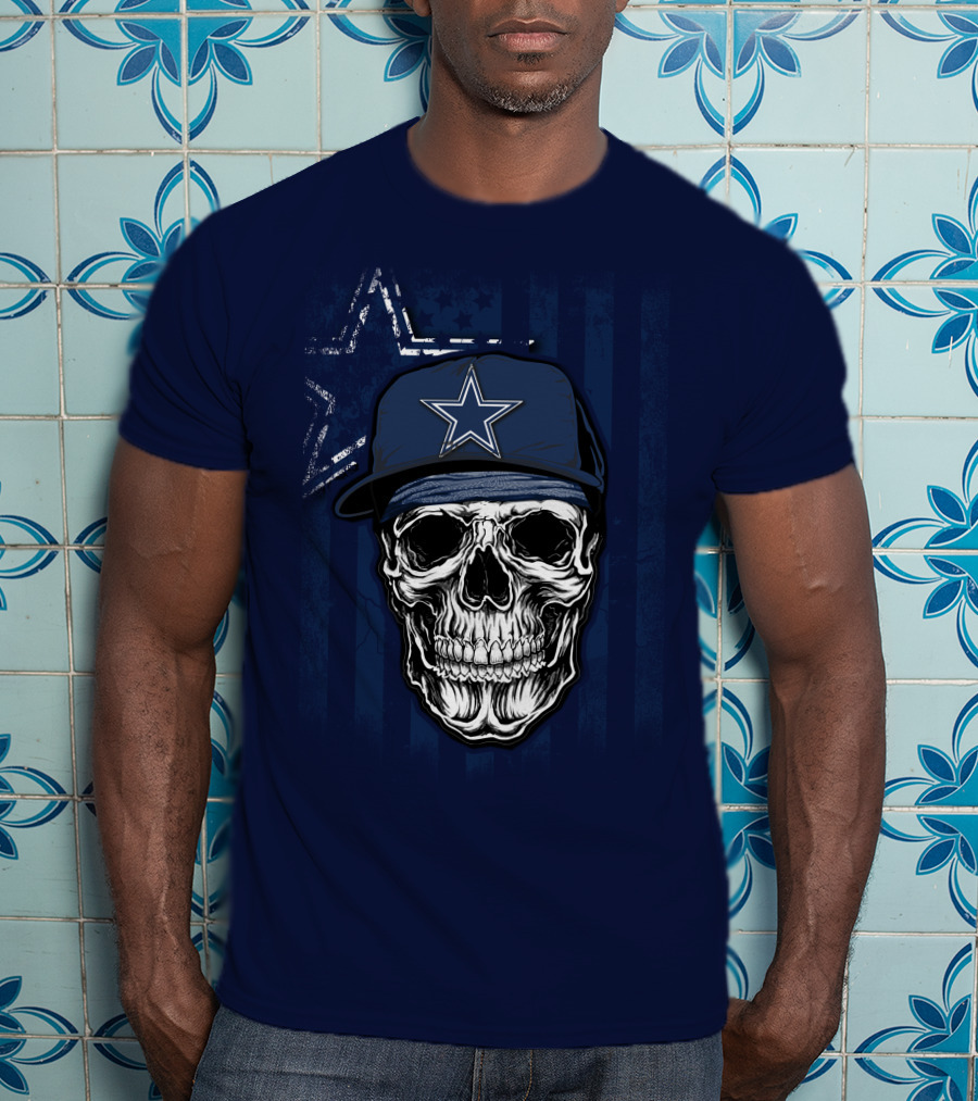 Skull Dallas Cowboys Star Cap With Stripes Background T-Shirt