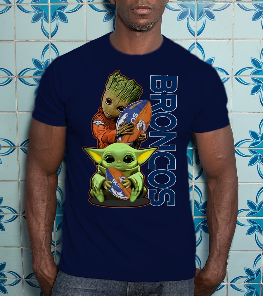 Grzd Denver Broncos Groot And Baby Yoda Holding Broncos Football T-Shirt