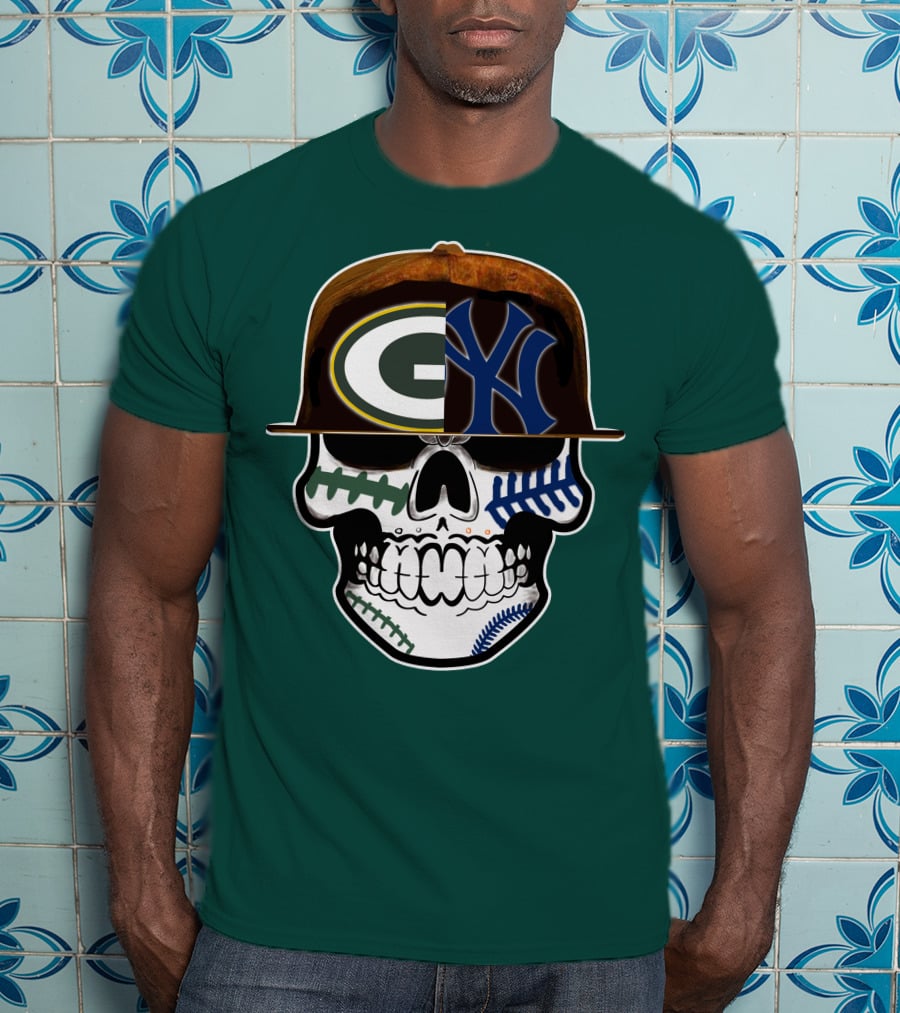 Green Bay Packers New York Yankees Split Skull Cap T-Shirt