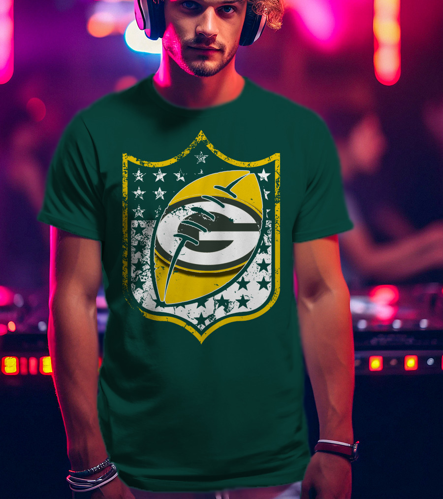 Green Bay Packers 33 Vintage Shield Football T-Shirt