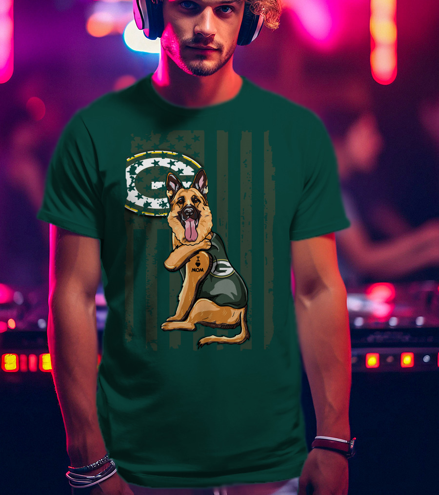 German Shepherd I Love Mom Green Bay Packers Fan T-Shirt