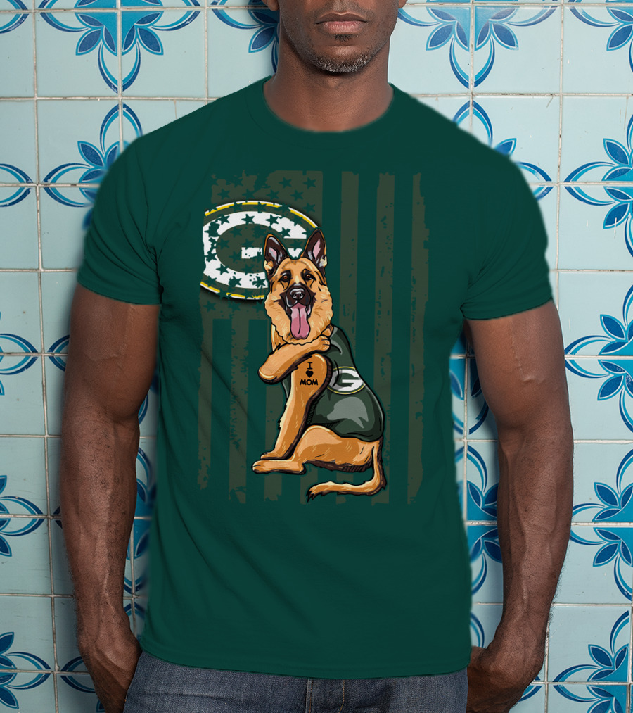 German Shepherd I Love Mom Green Bay Packers Fan T-Shirt