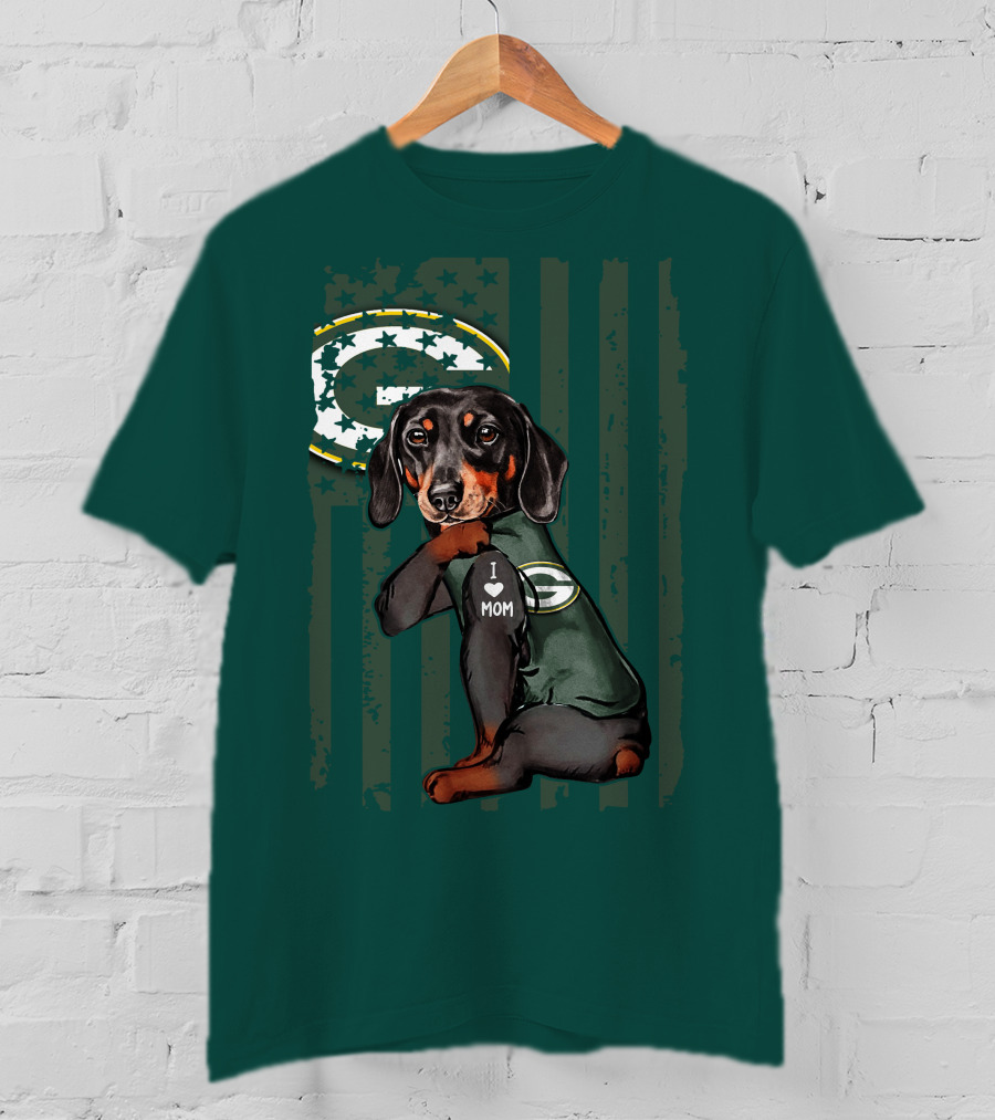 Dachshund Green Bay Packers I Love Mom Fan T-Shirt
