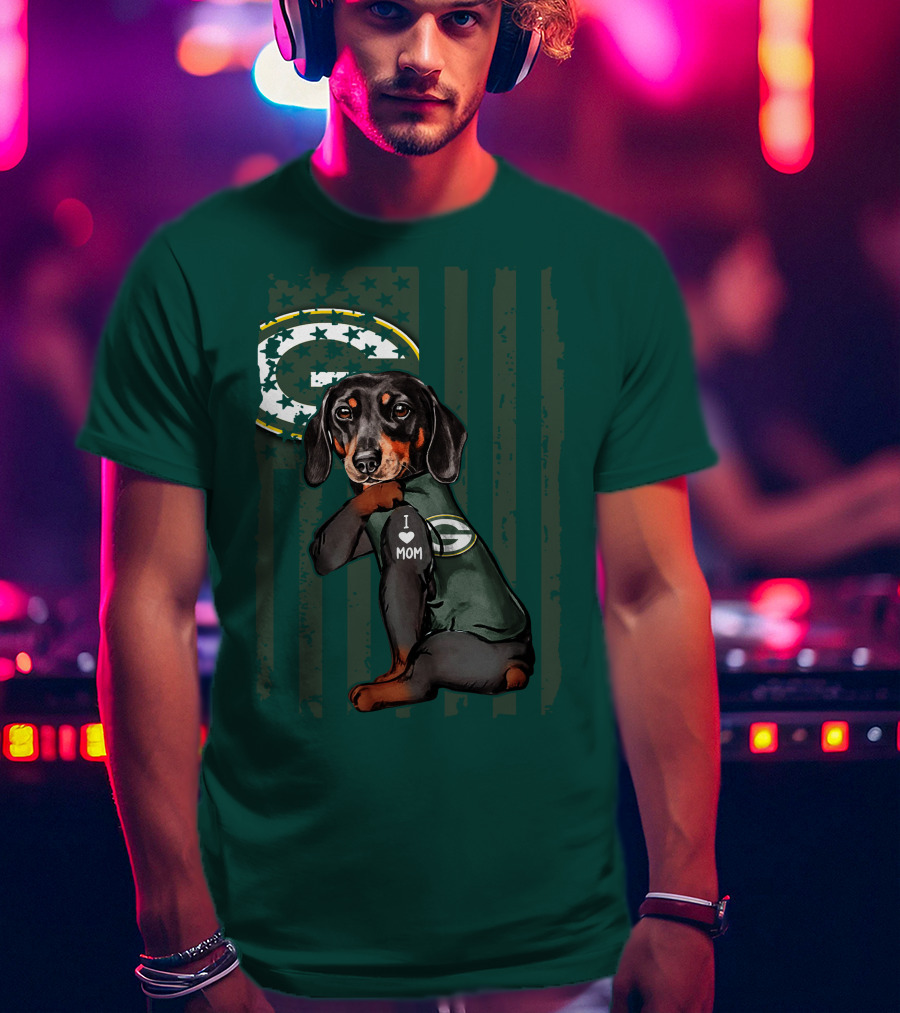 Dachshund Green Bay Packers I Love Mom Fan T-Shirt