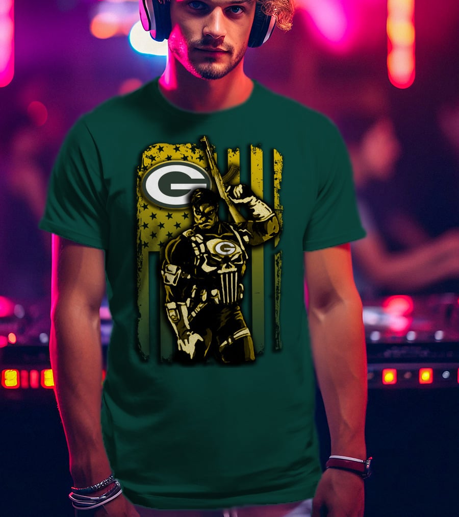 Green Bay Packers Soldier With Rifle And American Flag T-Shirt