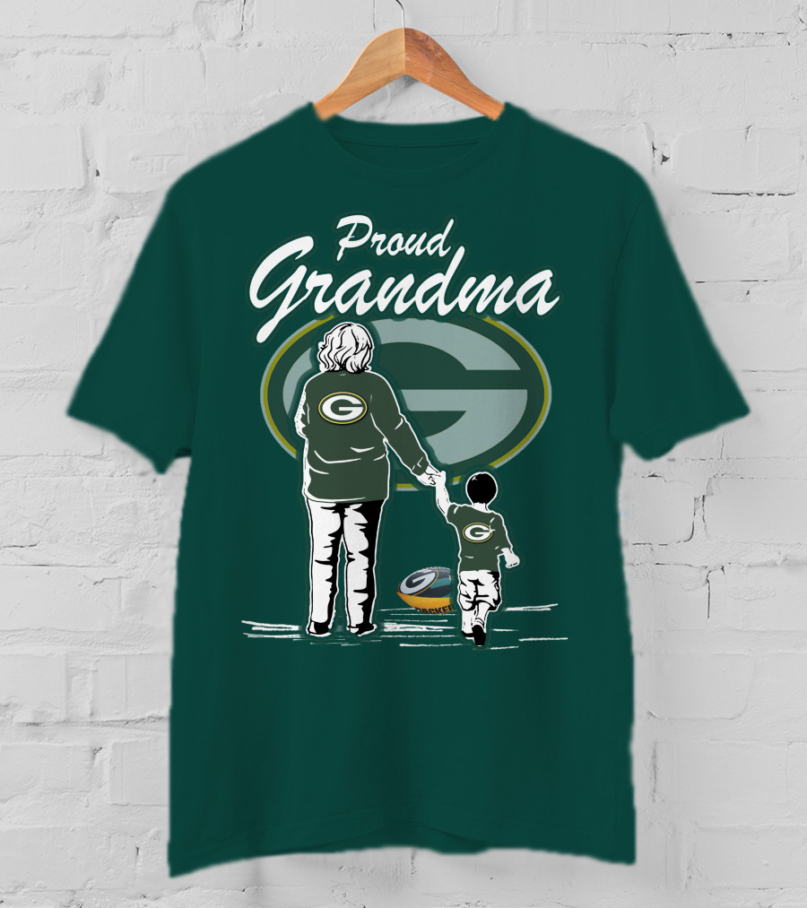 Proud Grandma Green Bay Packers Family Logo Scene T-Shirt