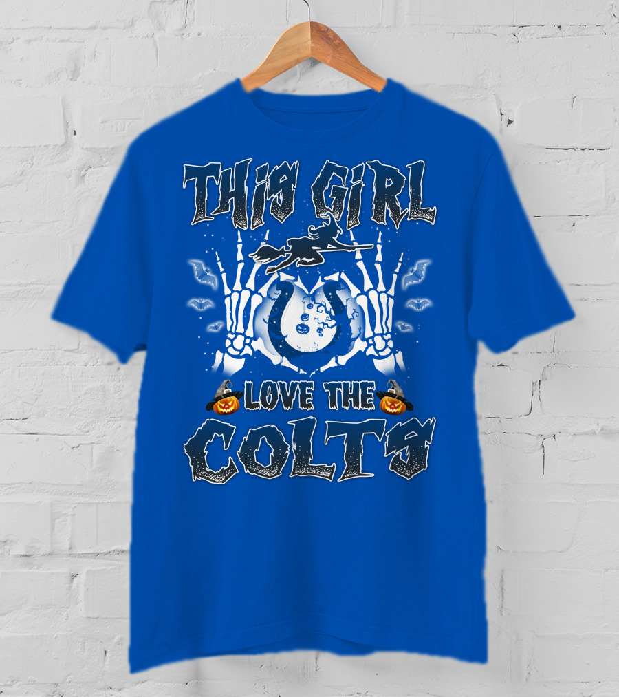 This Girl Love The Colts Halloween Skeleton Hands Pumpkin T-Shirt