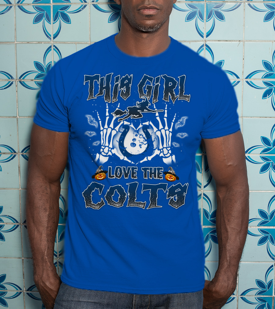 This Girl Love The Colts Halloween Skeleton Hands Pumpkin T-Shirt