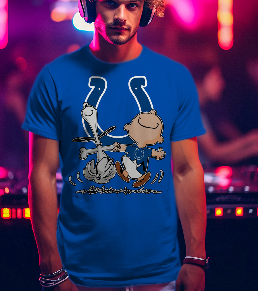 Indianapolis Colts Snoopy And Charlie Brown Dancing T-Shirt