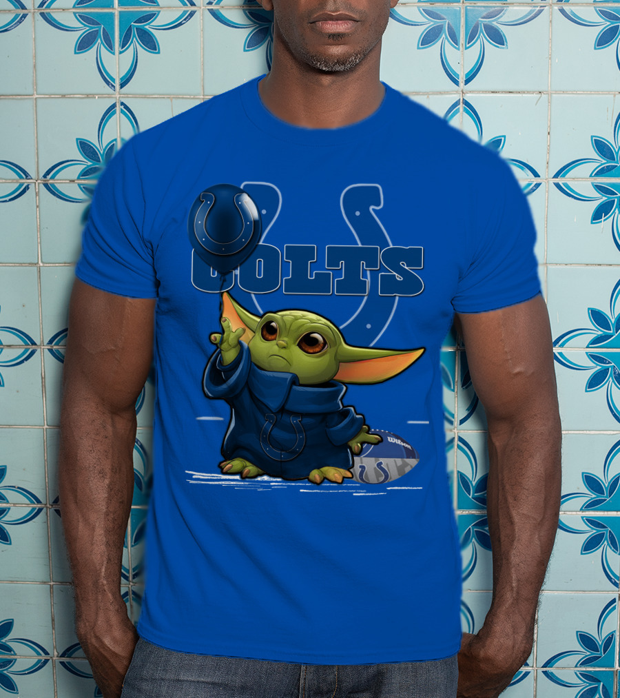 Colts Yoda Holding Horseshoe Balloon And Football T-Shirt