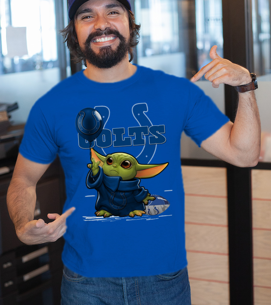 Colts Yoda Holding Horseshoe Balloon And Football T-Shirt
